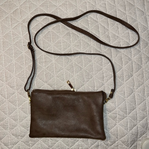 Crossbody. Shoulder strap hand bag purse. - Picture 1 of 6